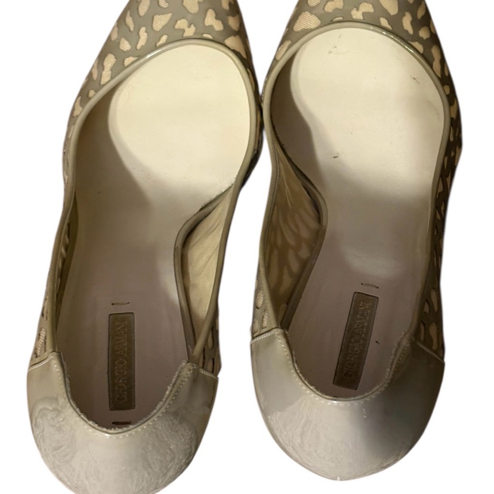 Giorgio Armani laser-cut mesh patent leather stiletto pumps - Picture 4 of 8